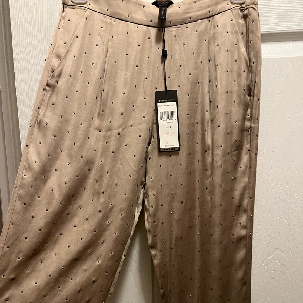 BCBGMAXAZRIA pants for sale, never worn with tags.